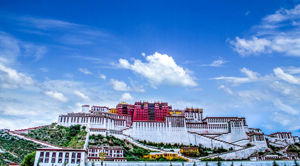 Tibet altitudePotala Palace